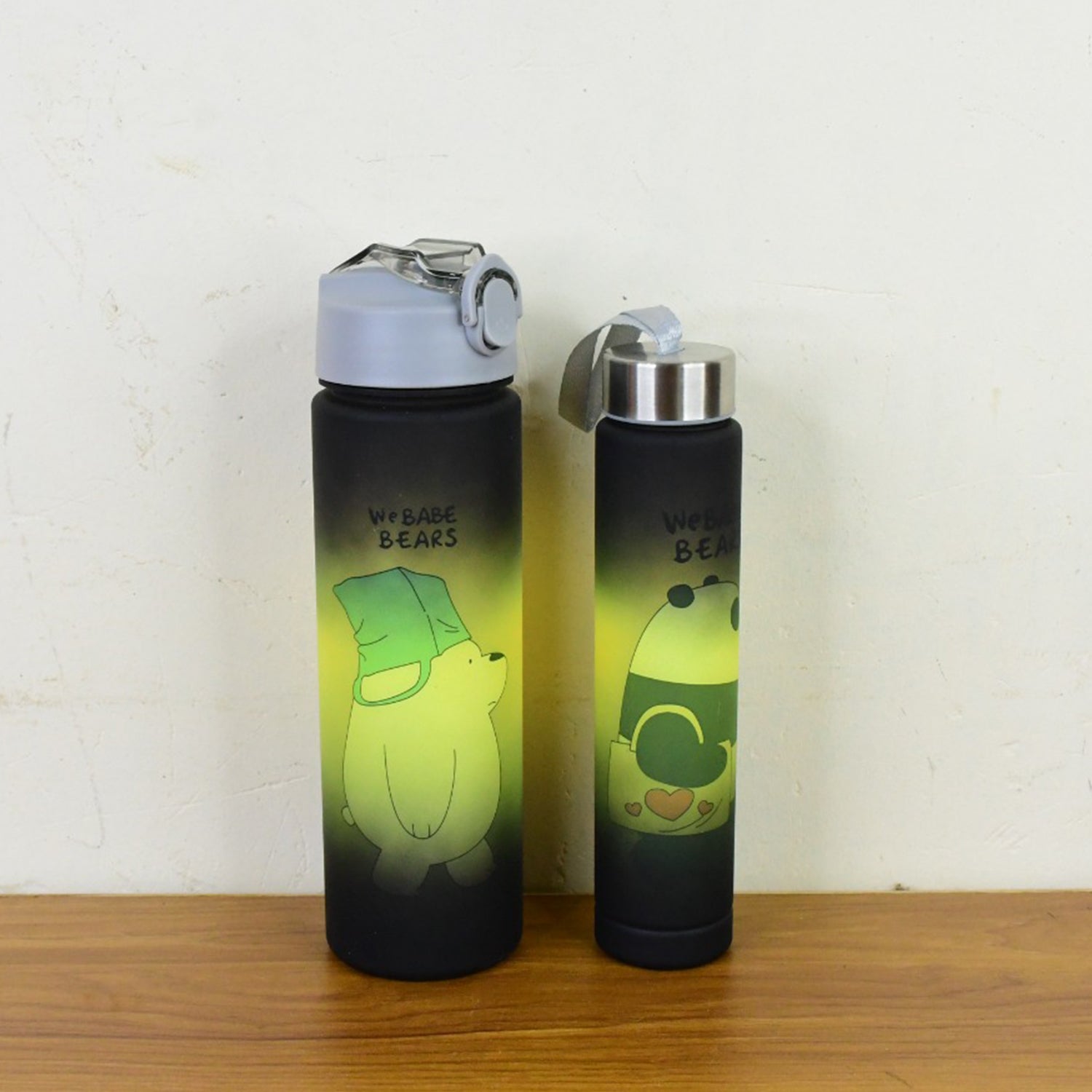 Cartoon Printed Water Bottles – 900 ml & 300 ml (2 Pc) Cartoon Printed Water Bottles – 900 ml & 300 ml (2 Pc)